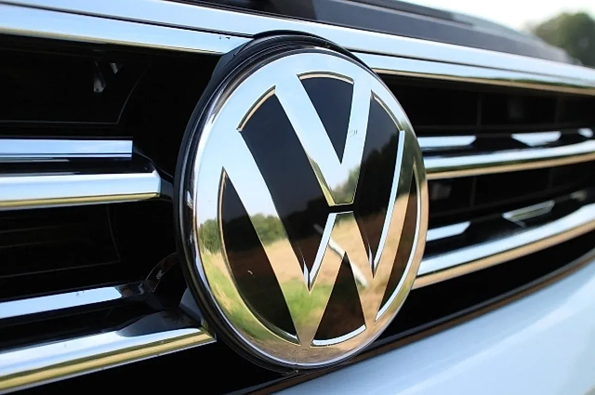 Volkswagen отзывает электрокары