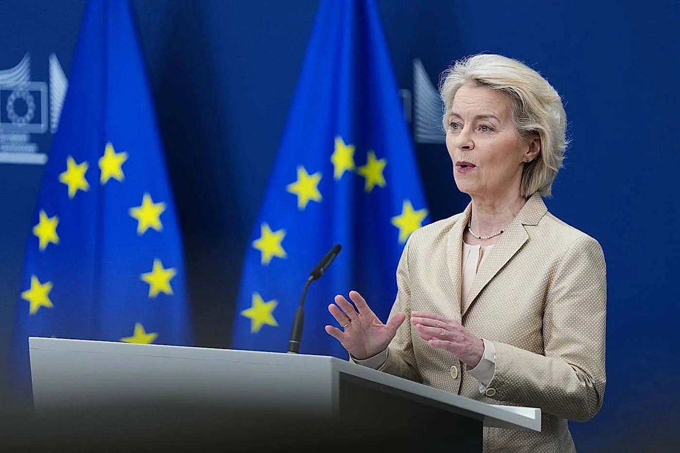 Еврокомиссию взломали