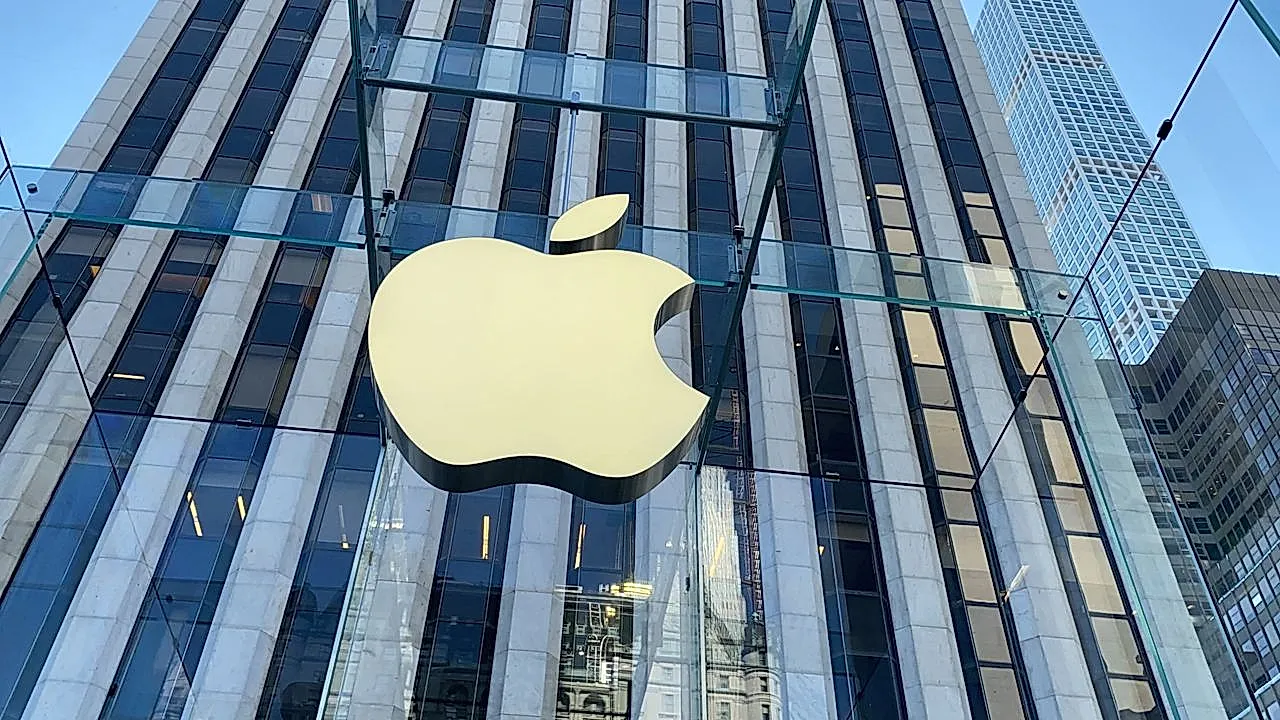 Apple: полвека в блеске