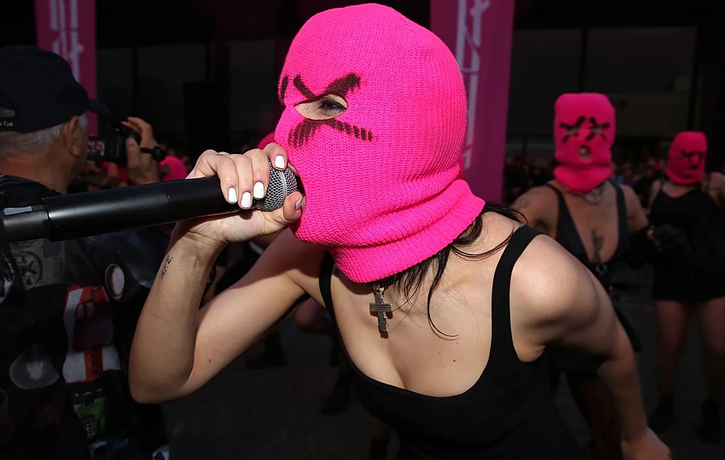 Дело Pussy Riot: Толоконникову объявили в розыск