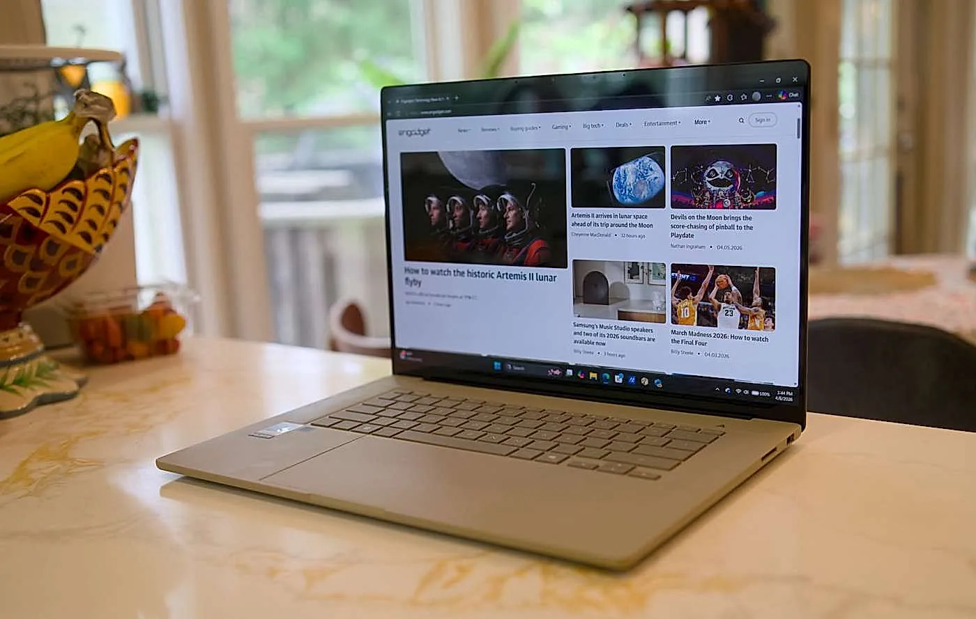 ASUS ZenBook A16: лёгкий гигант