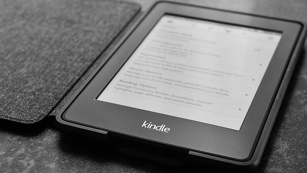 Amazon отключает старые Kindle