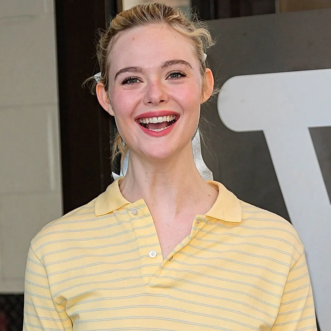 Elle Fanning меняет стиль на пресс‑туре