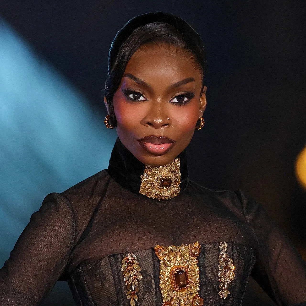 Весенний чёрный пикси Картен