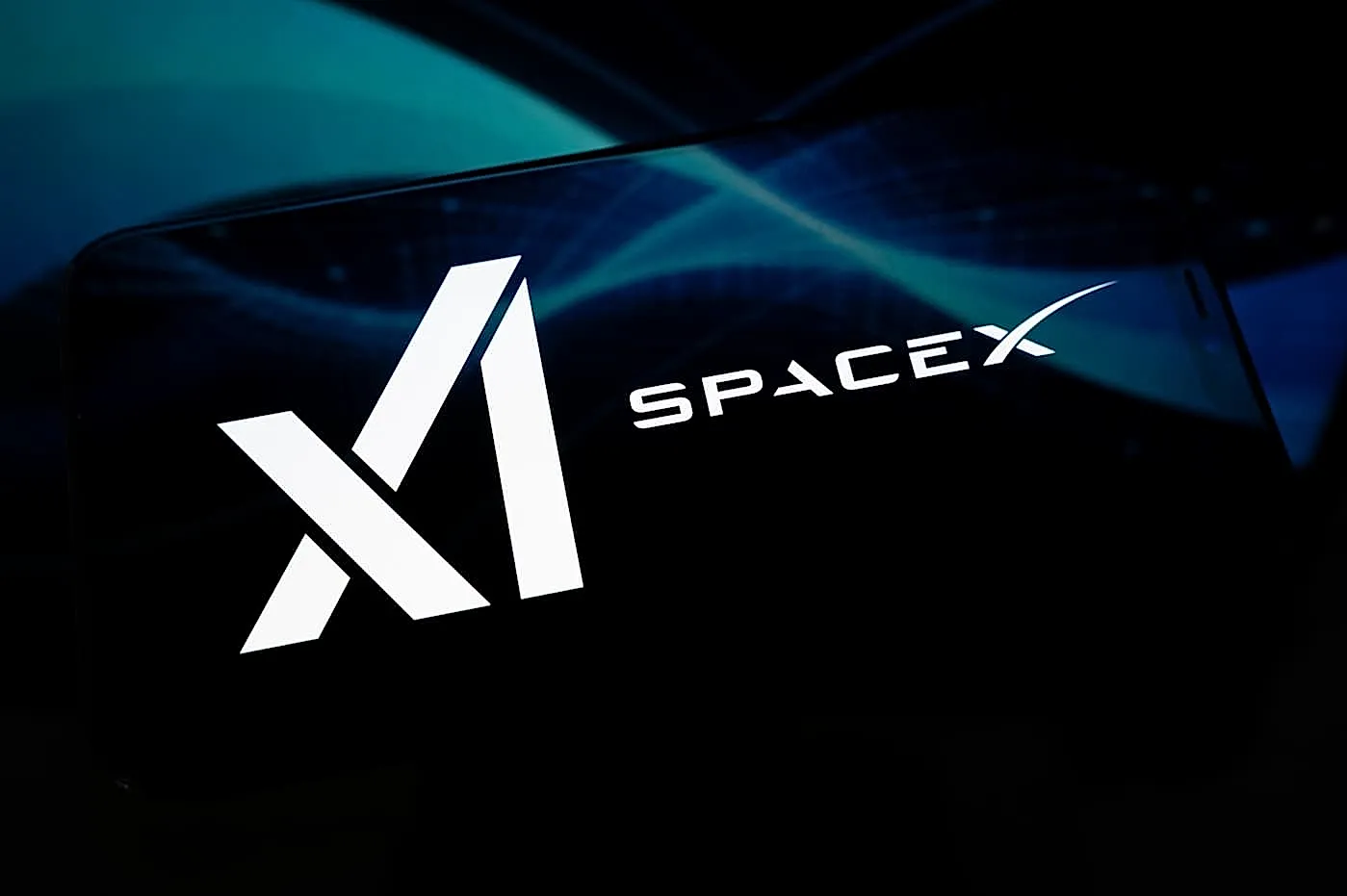 SpaceX нацелилась на Cursor