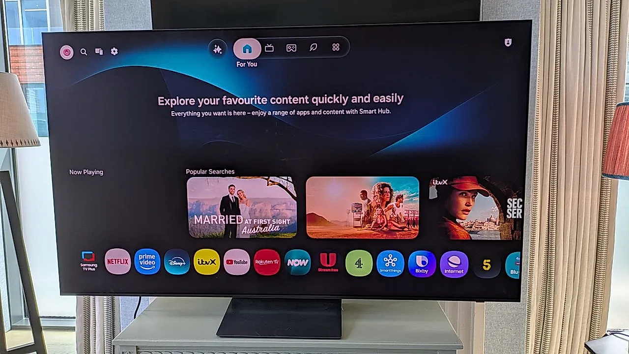 Samsung бросает вызов LG: новая OLED ТВ с защитой от бликов