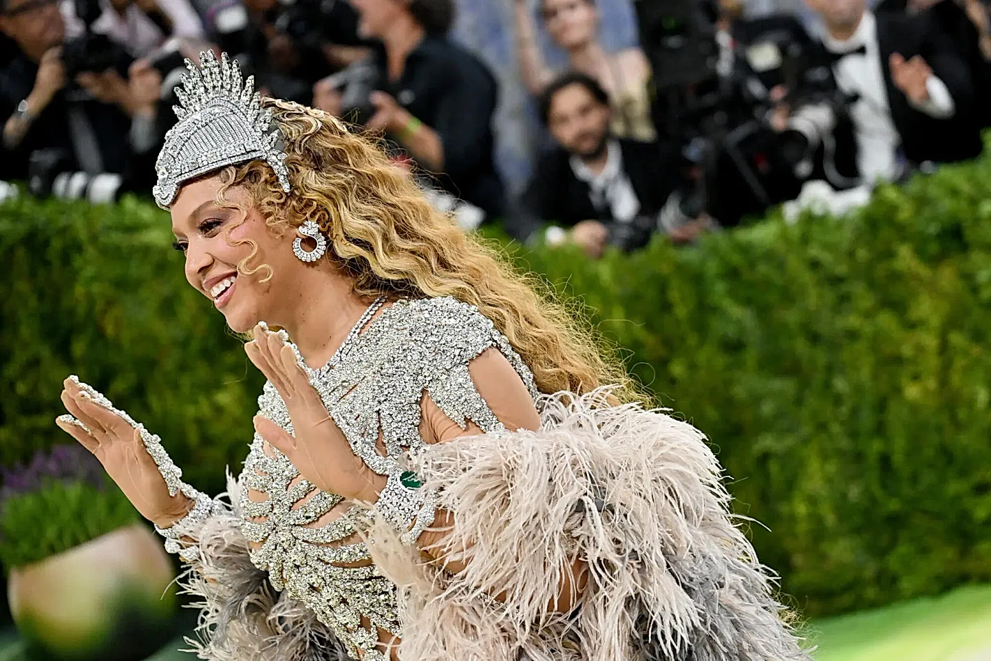 Beyoncé на Met Gala: долгожданное возвращение