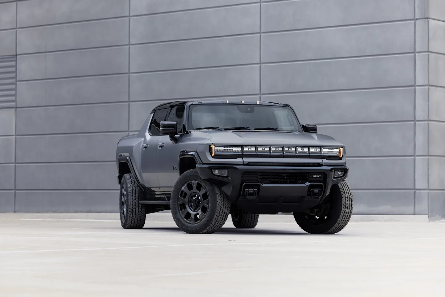 Hummer EV: обновленный мазератти, который теперь крабит под давлением!