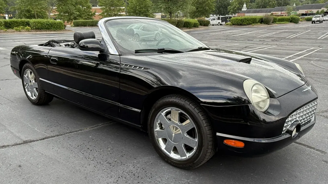 Нео-классика на колесах: 2002 Ford Thunderbird