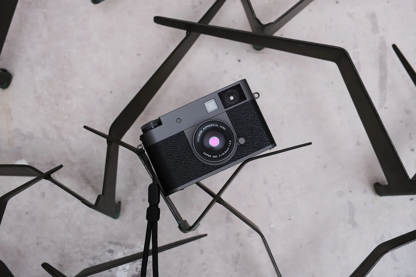 Fujifilm X Half: фотокамера для безумцев или просто мечта?