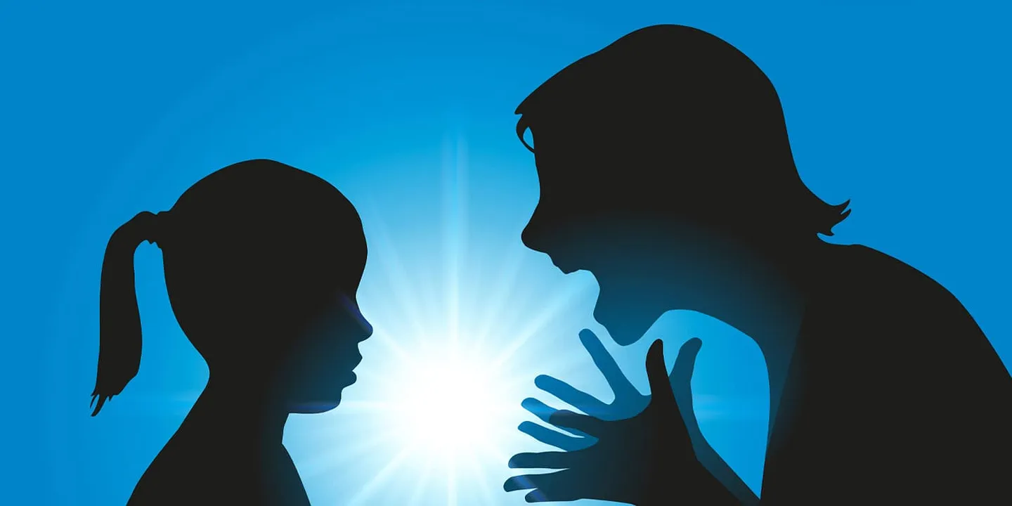 Жесткое родительство и поведение девочек: как сделать из них невротиков