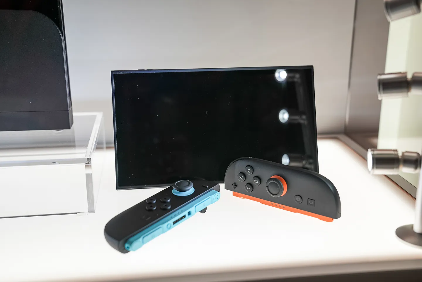 Осторожно: защитная пленка на Switch 2 — ваш единственный друг!